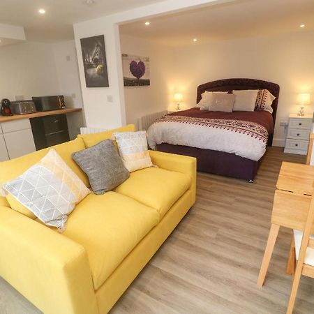 Perran Pearl B Apartment Perranporth Bagian luar foto